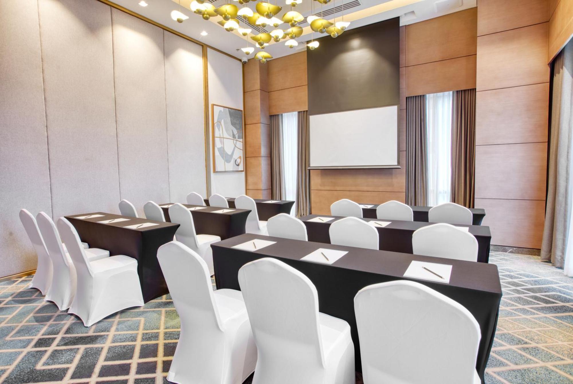 מקטאן Belmont Hotel Mactan מראה חיצוני תמונה